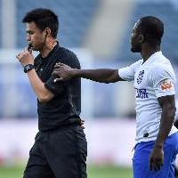 记者：明天足协杯国安vs玉昆，由刘威、李海新执法