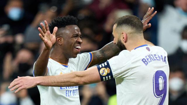 1647613764194072517.jpg Karim Benzema Vinicius Jr Real Madrid 031422.jpg